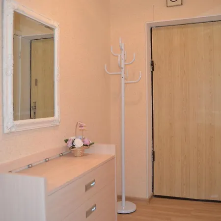 Libava With Balcony Apartment *