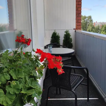 Libava With Balcony Apartment *
